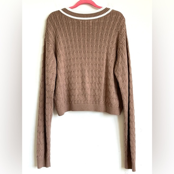 Hollister knitted V-Neck Sweater Womens XS tan and white Pullover Long size XS - Picture 2 of 13
